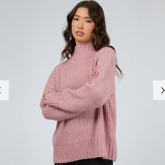 Philosophy Sweaters - 🎁Philosophy Soft sweater - New🎁